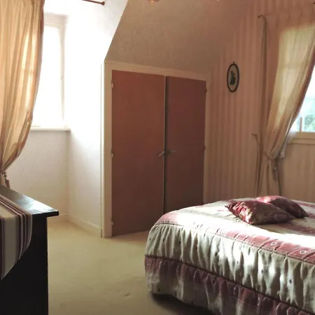 Large With Garden In Brittany Ferienhaus *